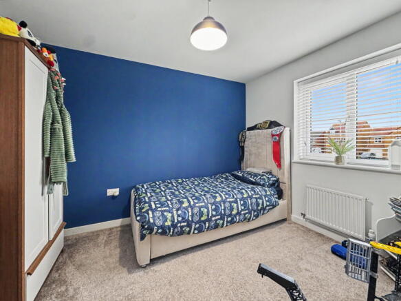 4 bed Detached for sale Image 10