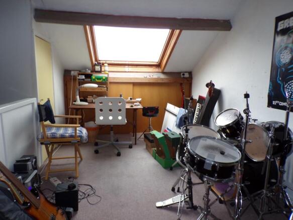 Photo 12