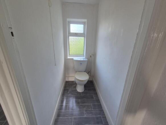 2 bed Semi-Detached for sale Image 10