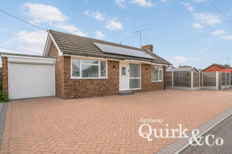 Station Road, Canvey Island, SS8