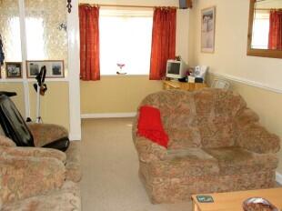 LOUNGE\DINING ROOM
