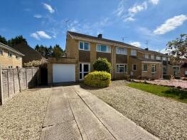 5, Robert Franklin Way, Cirencester GL7 5UD