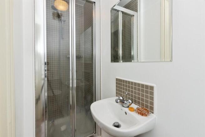 3 bed Semi-Detached for sale Image 9
