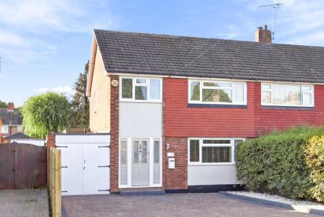 St. Helens Walk, Billericay