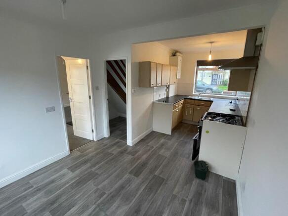 Living Room / Kitchen