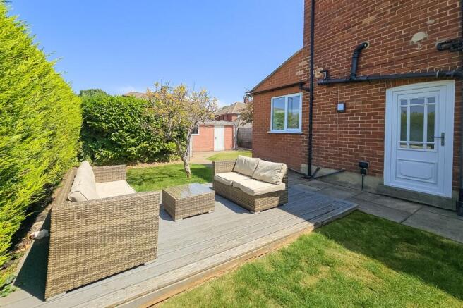 4 bed Semi-Detached for sale Image 10