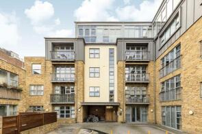 16, Corben Mews, London SW8 4TA