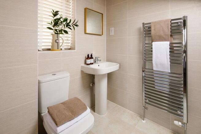 4 bed Detached for sale Image 7