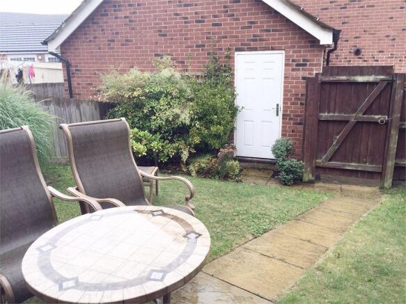 Photo 18