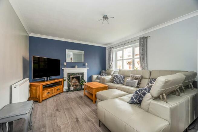 3 Hymers Close3.jpg