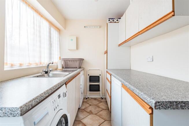 701747 (5).jpg