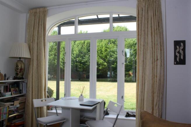 WINDOW.JPG