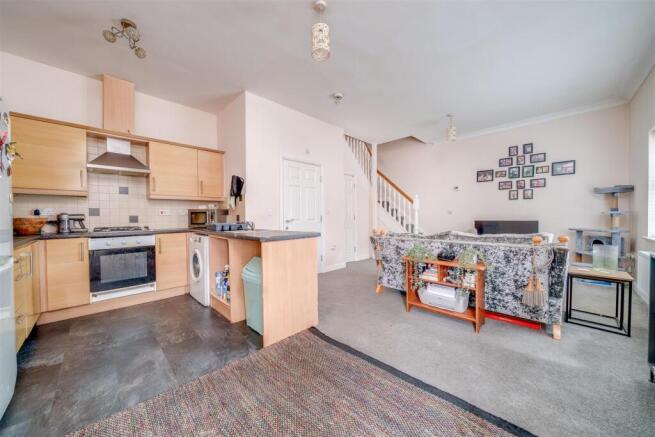 Lounge / Kitchen area