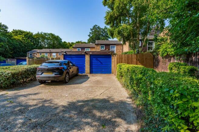 Garage & Drive