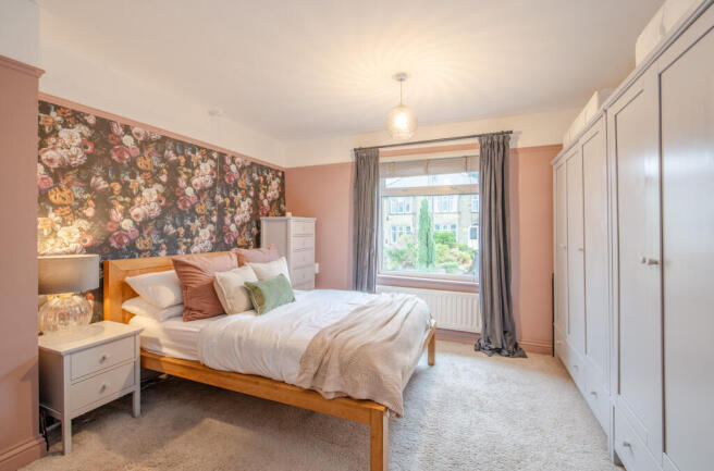 3 bed Semi-Detached for sale Image 9