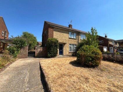 Middlemoor Road, Frimley, Camberley, Surrey, GU16