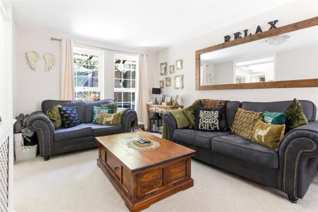 Jevington, Bracknell, Berkshire, RG12 photo 4