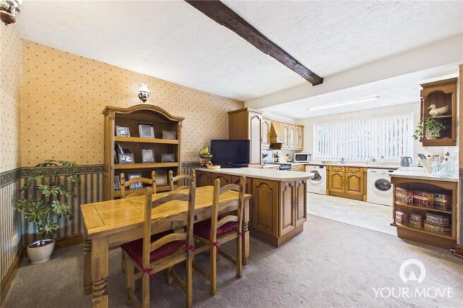 Kitchen/Dining Room