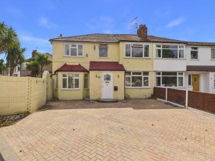 Petersfield Road, Staines-upon-Thames, Surrey, TW18