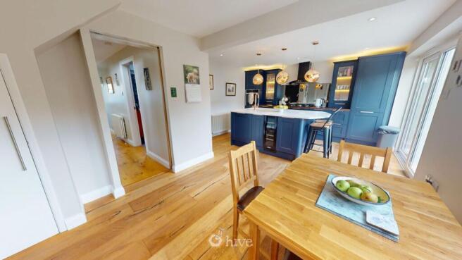 3 bed Detached for sale Image 5