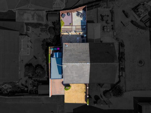 3 bed Semi-Detached for sale Image 2