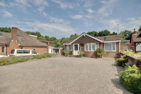Stakes Hill Road, Waterlooville