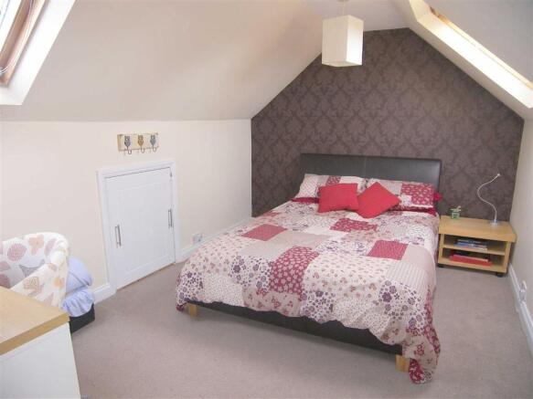 LOFT ROOM