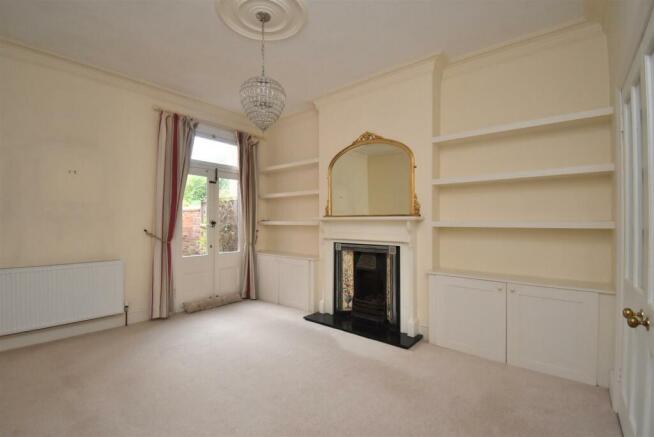 Sitting/Family Room
