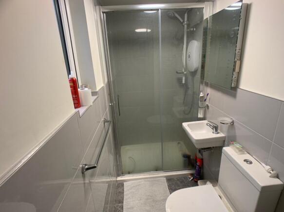 1 bed Terraced to rent Image 8