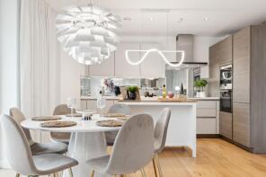 4, 85 Glenbrook Apartments, Glenthorne Road, London W6 0DJ