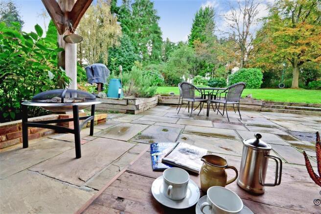 External Lifestyle Photograph