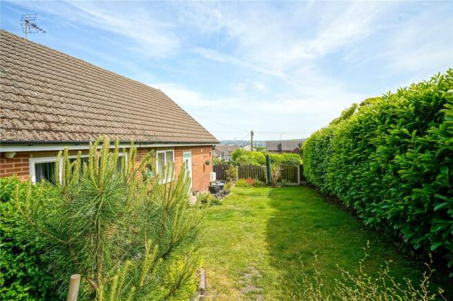 3 bed Bungalow for sale Image 11