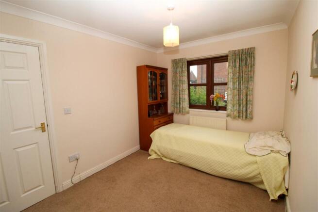 Dining Room/Bedroom 3