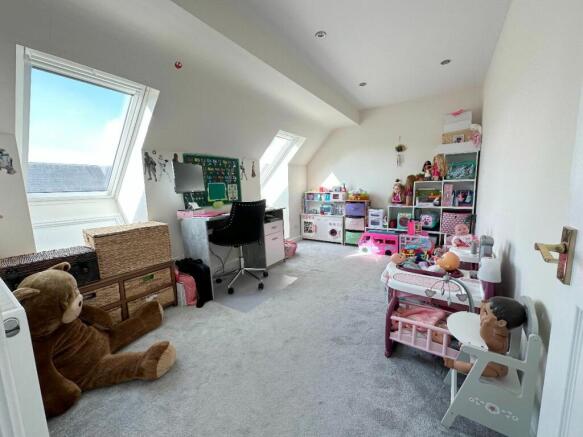 Photo 9