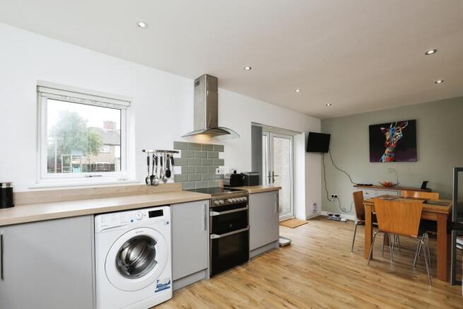 Kitchen/Dining Room