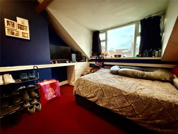 4 bed Terraced for sale Image 8