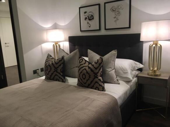 Royal Mint Gardens photo 1.jpg