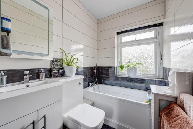 42MonterneyCrescent(Interior)-25.jpg