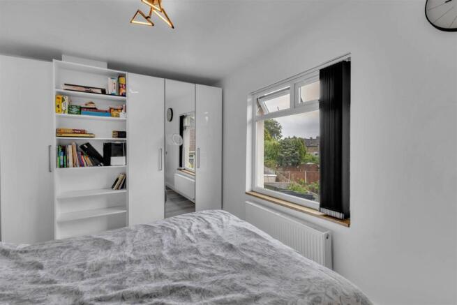 3 bed Semi-Detached for sale Image 11