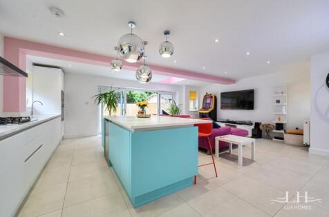 Hillview Avenue, Hornchurch