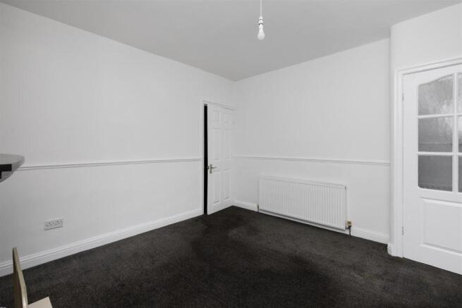 2 bed Terraced for sale Image 6