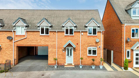 Valley Drive, Wilnecote, Tamworth, Staffordshire, B77