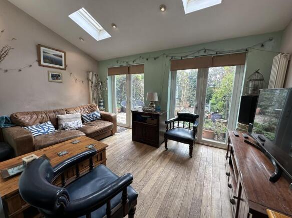 Photo 09-04-2025, 13 34 38