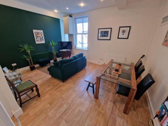 Open Plan Kitchen/Living Space