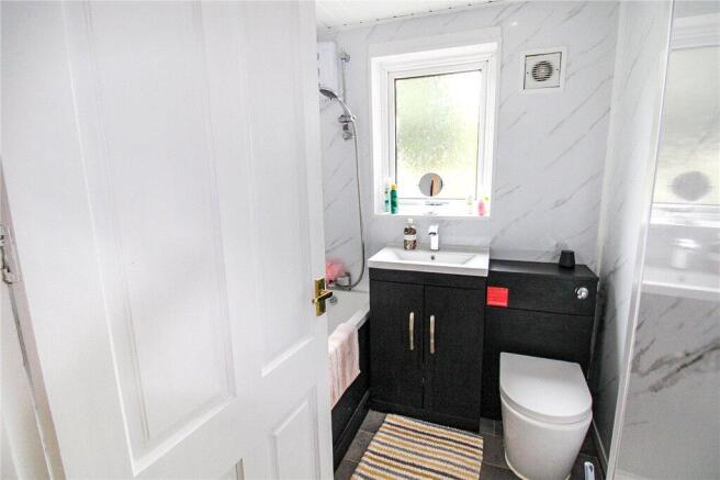 2 bed Terraced for sale Image 5