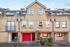 23, Greenland Mews, London SE8 5JN