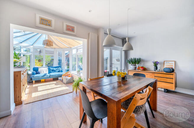 Edward Road, Farnham, Surrey, GU9 photo 4