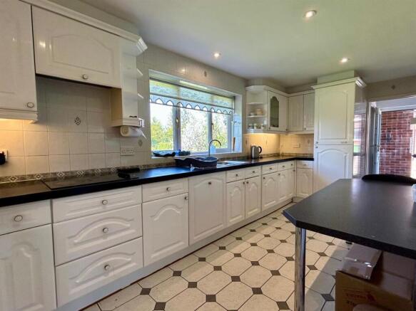 Kitchen Breakfast Room