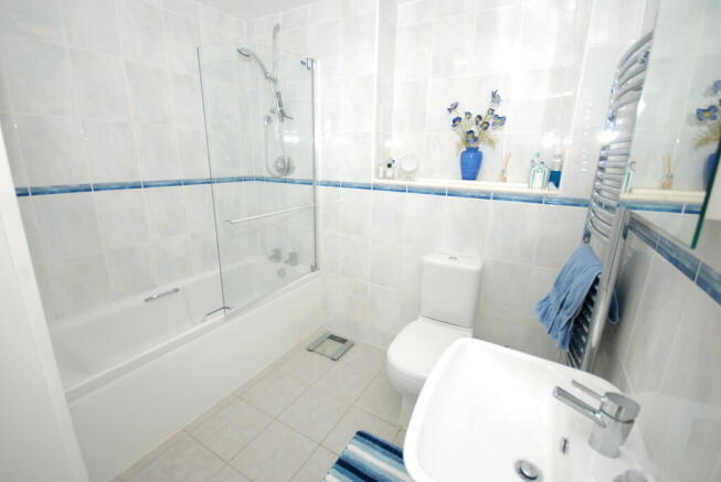 En Suite Shower R...