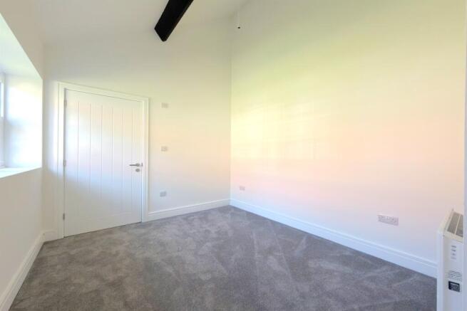 2 bed Bungalow for sale Image 6
